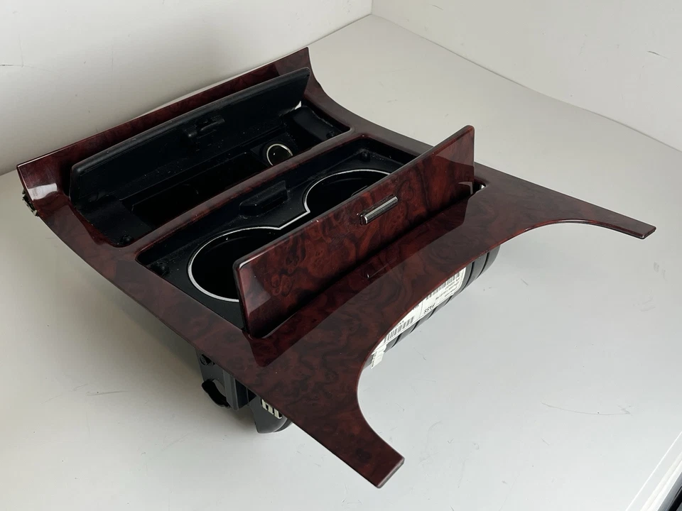 Cadillac Escalade 2007 bisel inferior consola central portavasos panel 15909297 OEM Foto 4 de 4