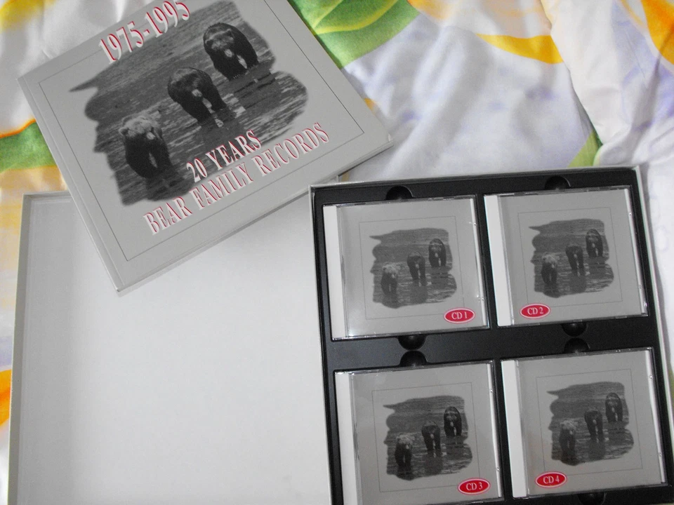 CD BOX 20 YEARS BEAR FAMILY RECORDS 4cd und Buch - Bild 3 von 4
