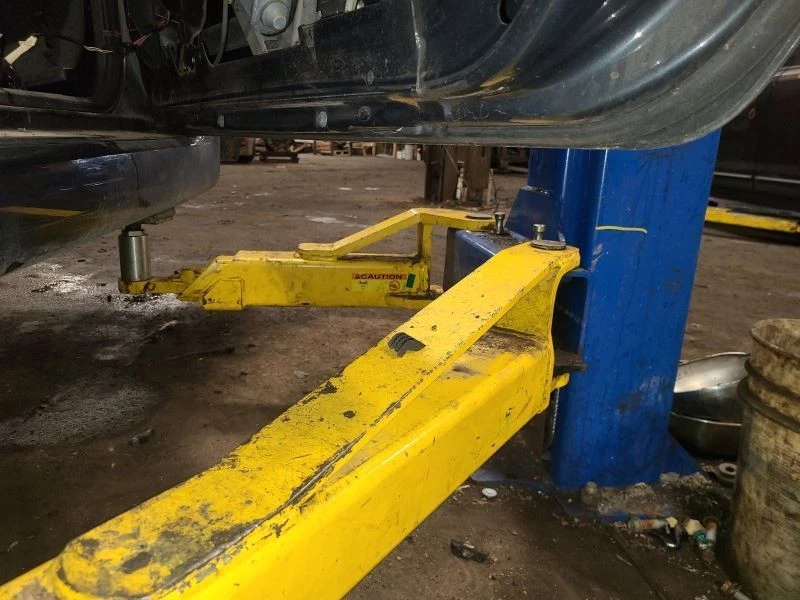 Passenger Right Front Door Coupe Fits 00-06 AUDI TT 1716157 - Imagem 2 de 4