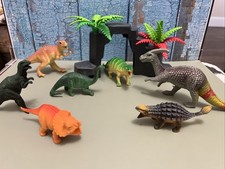 Dinosaur Toys Lot of 7 Dinosaurs Various Brands With Rock Arch Plants Toy Set