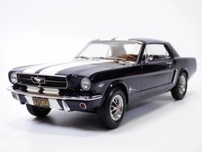 Norev 182805: 1/18 Ford Mustang Hardtop Coupe Nightmist Blue Metallic 1966