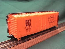 Model Power 641 HO Scale Santa Fe 40' Plug Door Reefer # SFRD 35829 #98260