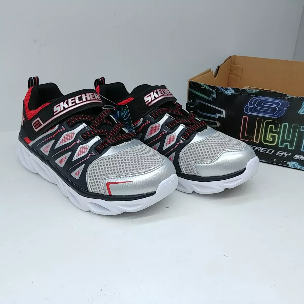 Skechers light top up on off