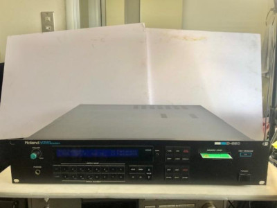 Roland D-550 Rackmount Synthesizer Module - Vintage LA Synth Working Confirmed