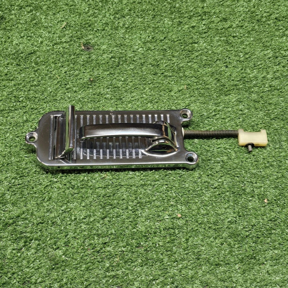 Jaguar XJ 1970 manija de puerta interior trasera derecha cromada 124747 OEM Foto 4 de 4