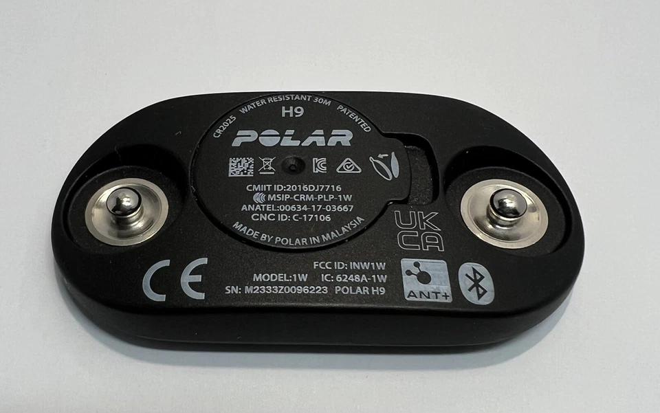 Sensor monitor de frecuencia cardíaca Polar H9 sin correa para el pecho Foto 2 de 2