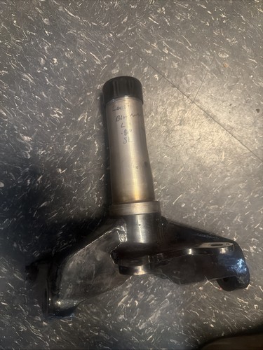 TWM Racing Products Spindle Blue Front Rocket Dirt Late Model TWM Spindle Left
