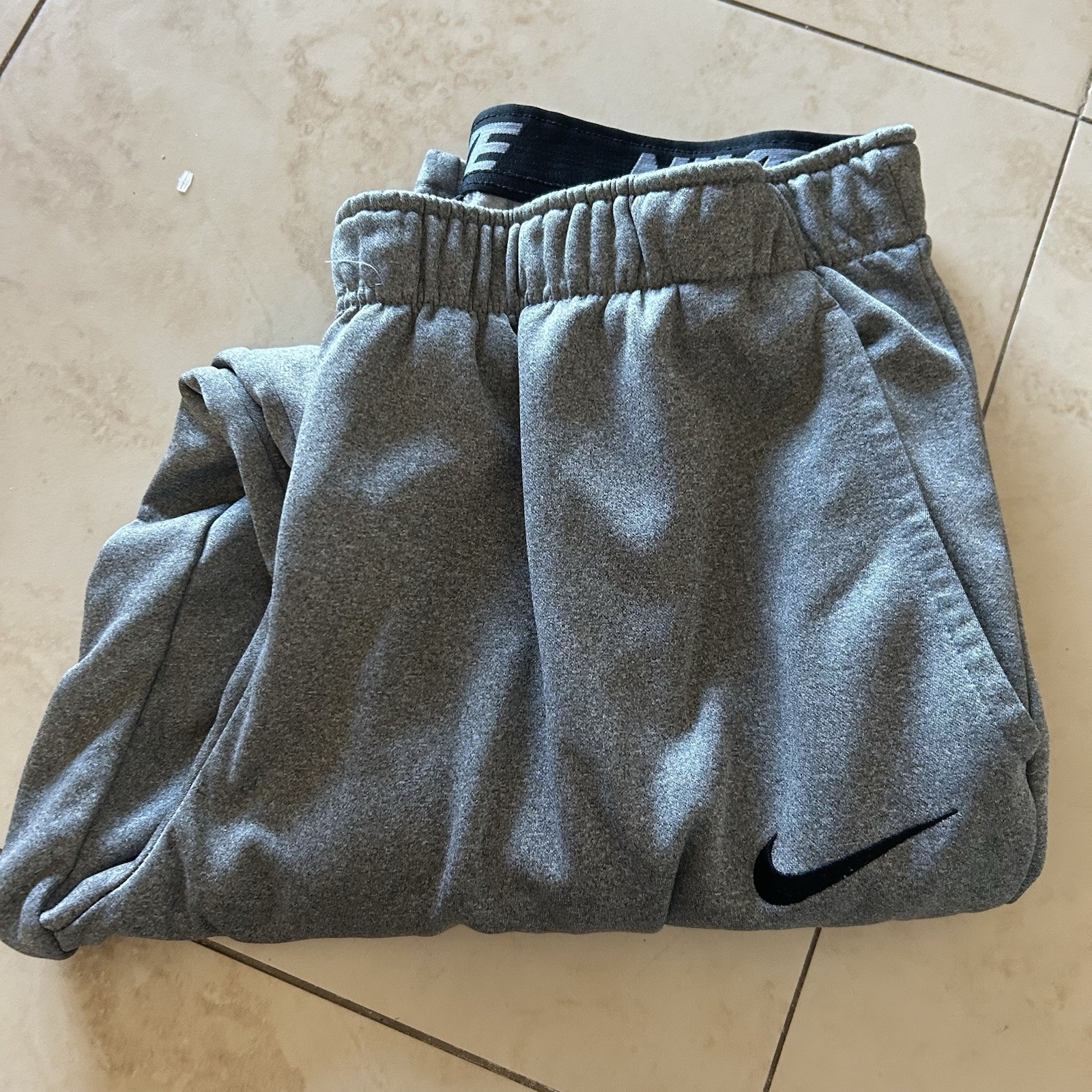 Nike Adidas Lot Of 5 Sweatpants Mens Size L/XL Streetwear  Sweat Joggers Pants thumbnail 10