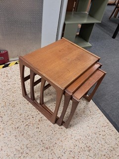 Mid Century Modern Teak Set of 3 Nesting Tables CS S68