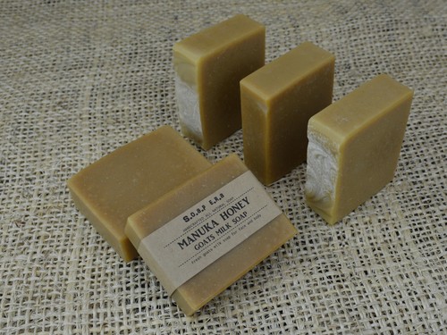 Manuka Honey & Fresh Goats milk Soap - all natural cold process handmade soap - Picture 6 of 6