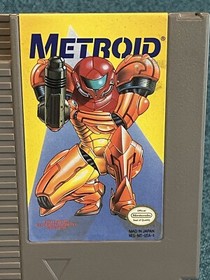 METROID- YELLOW LABEL- Classic Series( NES 1992) W/Box.  Good Condition