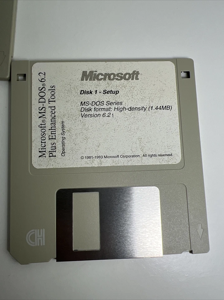 Microsoft MS-DOS•6.2Plus Enhanced ToolsOperating System, 3.5 Disks 1,2, and 3. - Image 2 of 4