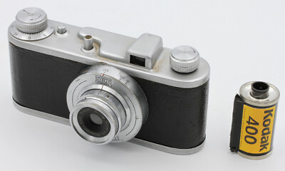 Lot 88 - A Sirio Elettra II 35mm Viewfinder Camera