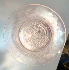 Clear Pressed Glass Round Plate Floral Pattern Decorative Glossy Finish
