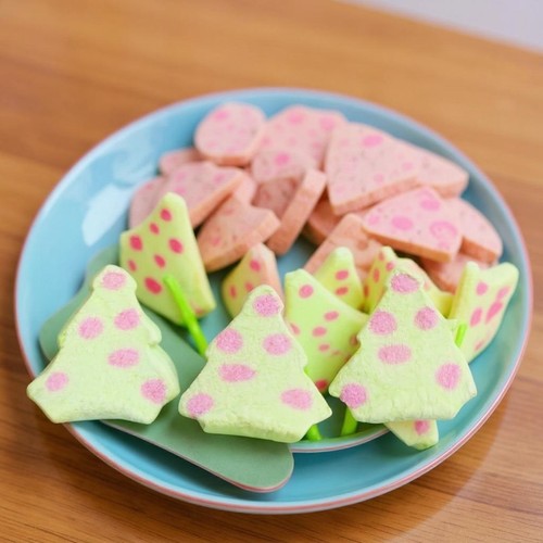 Kingsway Tree Mallows & Snowman Snowflake Mallows — Christmas Marshmallow Shapes - Picture 28 of 37