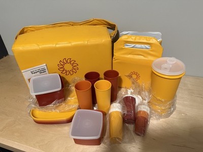 VTG 1982 Tupperware Picnic Pack Hostess Set Yellow Starburst Soft Coolers