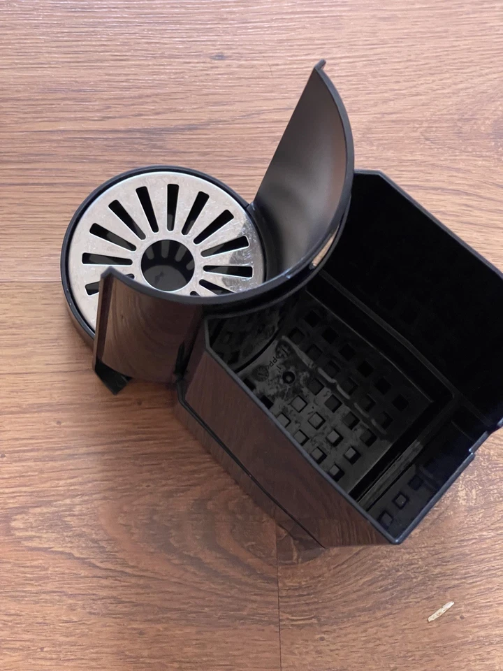 Expressi Kapsel Kaffeemaschine schöne Optik aber mit Fehler -ist was für Bastler - Bild 4 von 4