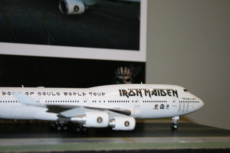 Herpa Wings 1:200 Iron Maiden Boeing 747-400 TF-AAK (571609) "Ed Force One" - Image 3 of 4