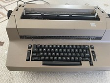 IBM Correcting Selectric II Typewriter Vintage - NOT WORKING - NEEDS REPAIR thumbnail