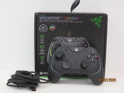Razer Wolverine V2 Chroma Controller - Black (BUTTON PUSHED IN)