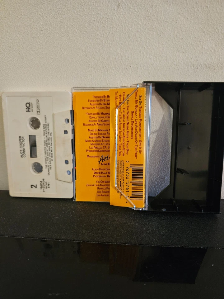 CINTA DE CASETE ALICE COOPER CONSTRICTOR 1986 HARD ROCK HEAVY METAL CLÁSICO Foto 3 de 4