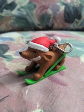 Bath Body Works Skiing Weiner Dog Pocket Holder Keychain NEW