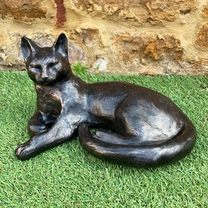 Bronze Effect Resin Laying Cat Pet Outdoor Garden Lawn Statue Sculpture Ornament | eBay