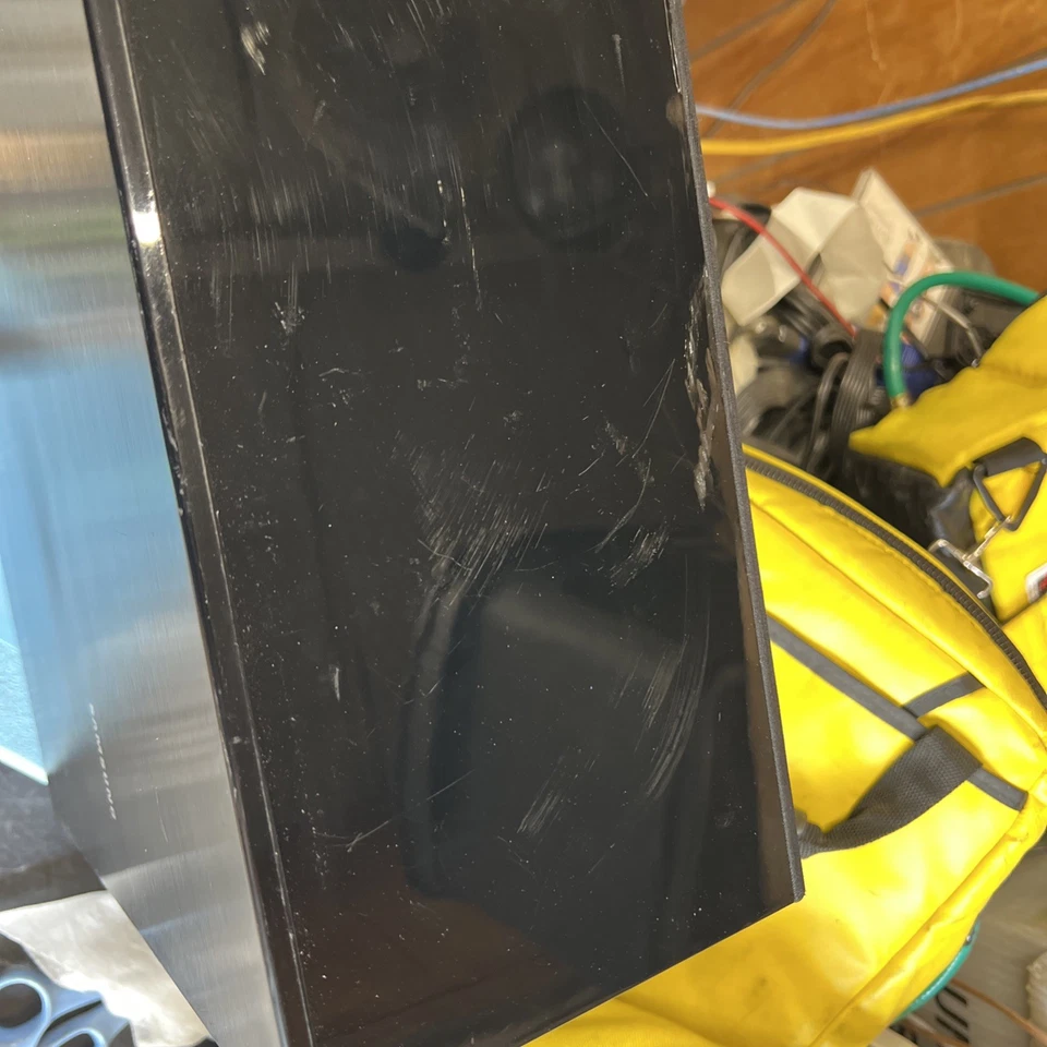 Samsung PS-WJ4000 беспроводной сабвуфер - только для саундбар HW-J4000/HW-JM4000 - Изображение 4 из 4