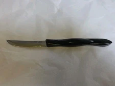 Cutco Table Steak Knife Classic Black Handle 1759 JH S. Non-serrated