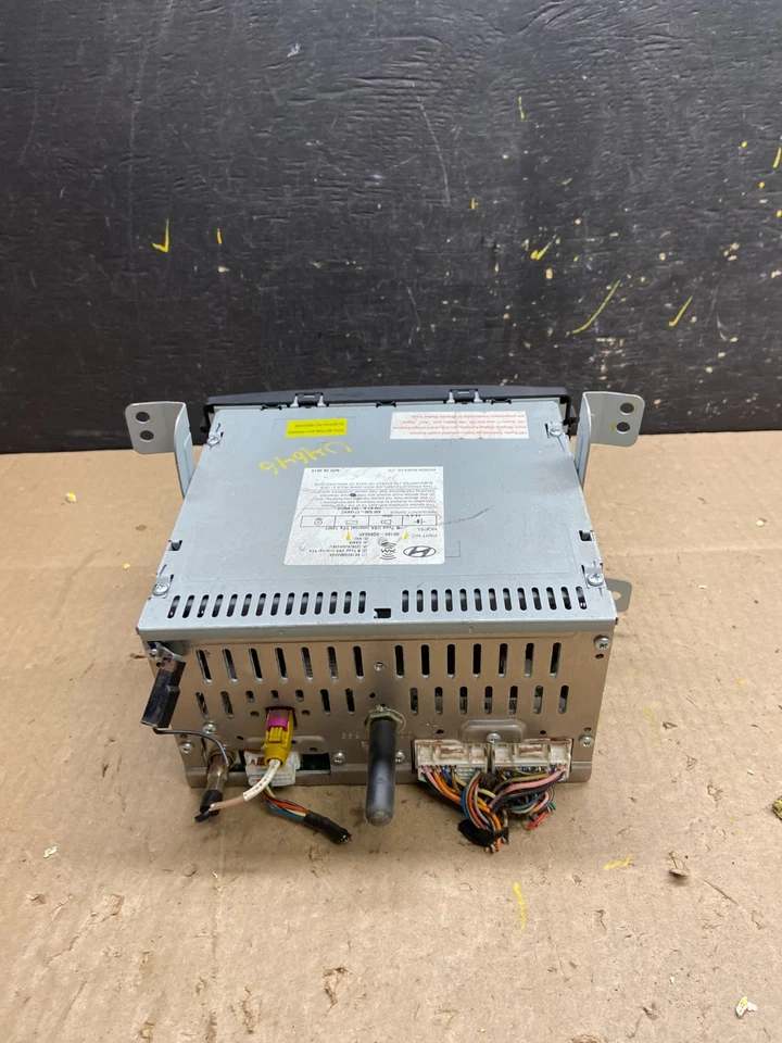 Radio reproductor de CD Hyundai Sonata 2012 a 2014 pantalla OEM U4646 DG Foto 4 de 4