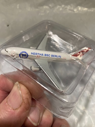 VTG, HERPA WINGS, LTU, AIRBUS A320, #502153, NIB! 1:500, NIB! - Picture 2 of 2