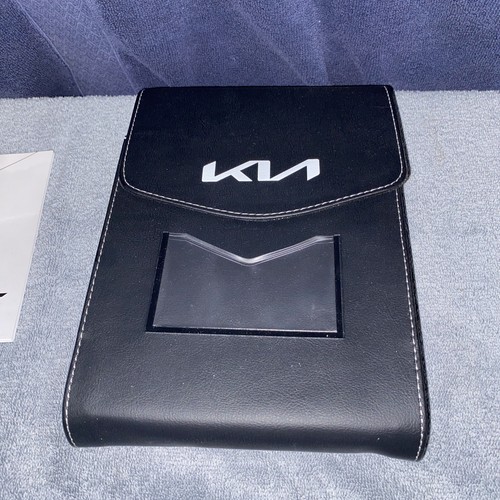 2022 Kia K5 OEM Owner’s Manual Set With Factory Case-(Pre-Owned) - Picture 2 of 11