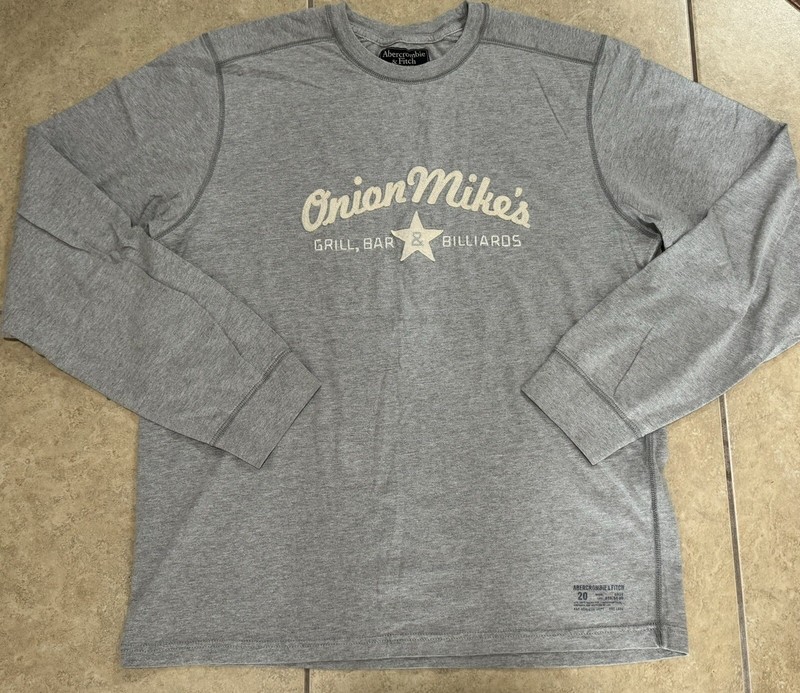 Vintage Abercrombie & Fitch Long Sleeve T-Shirt Vintage Abercrombie & Fitch Long Sleeve T-Shirt