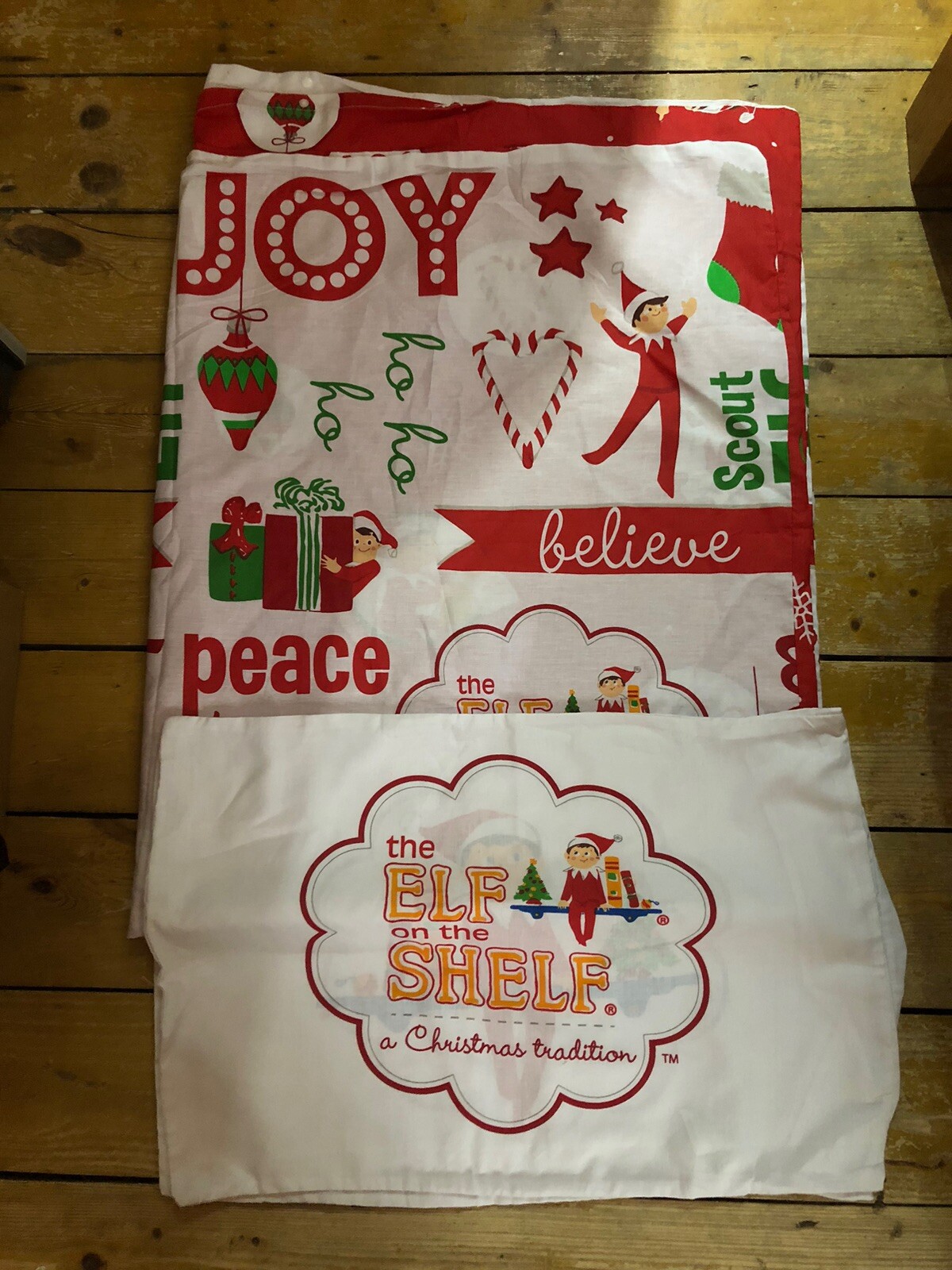Elf On The Shelf Duvet Cover and 1 pillowcase Junior Bed Size NOT