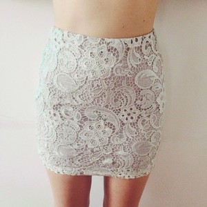 lace bodycon skirt