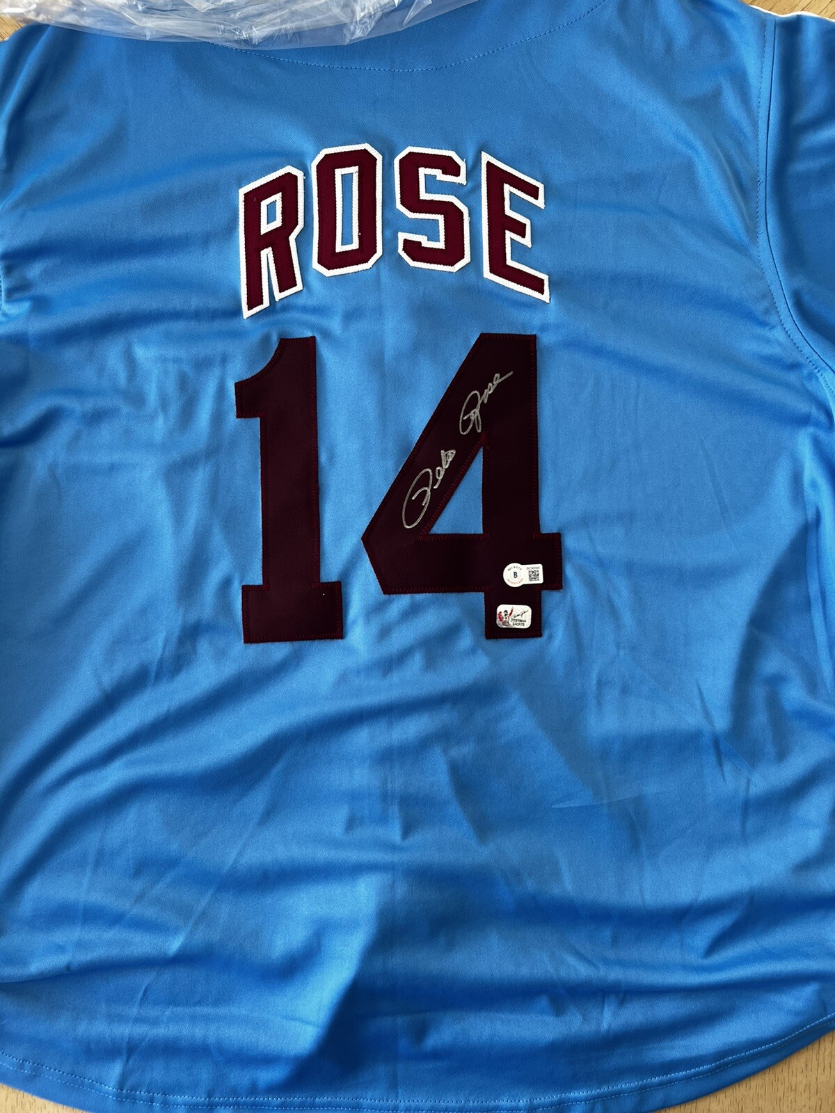 Picture 1 of 3