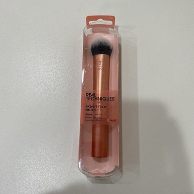 Real Techniques Expert Face Professional Foundation Makeup Brush 