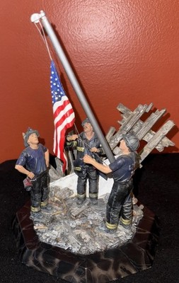 Raising The Flag 911 Commemorative Statue Scenery. Danbury Mint