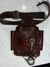 VINTAGE  BROWNLEATHER COWHIDE CARPENTER BELT TOOL BAG POUCH