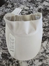 New W/Tags Layer 8 Big Brim Visor UPF 40+ Wicks Moisture Adjustable One Size Tan