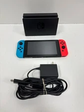 NINTENDO SWITCH HANDHELD - HAC-001 (P21023702)