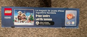 LEGO #10249 Creator Winter Village Toy Shop-2015 RETIRED/RARE Factory Sealed! 