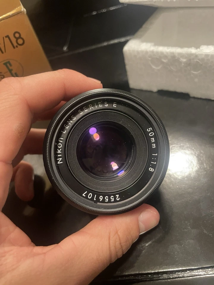 Lente Nikon serie E 50 mm f18 con caja abierta G2U Foto 2 de 4