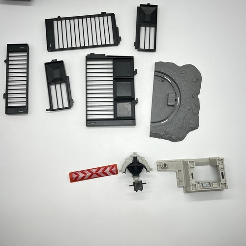 Vintage GI-Joe Cobra 1983 COMMAND CENTER Hasbro Incomplete With Extras - Picture 24 of 24