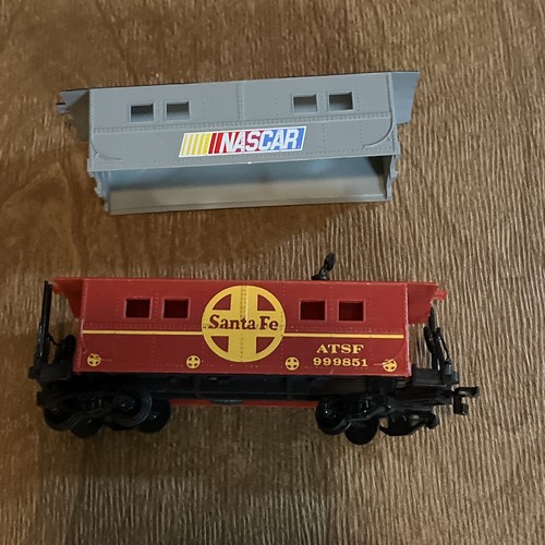 Lot Of 7 HO Scale Train Cars As Is Most No Bogies Hamm, Home Depot, NASCAR More* - Picture 2 of 4