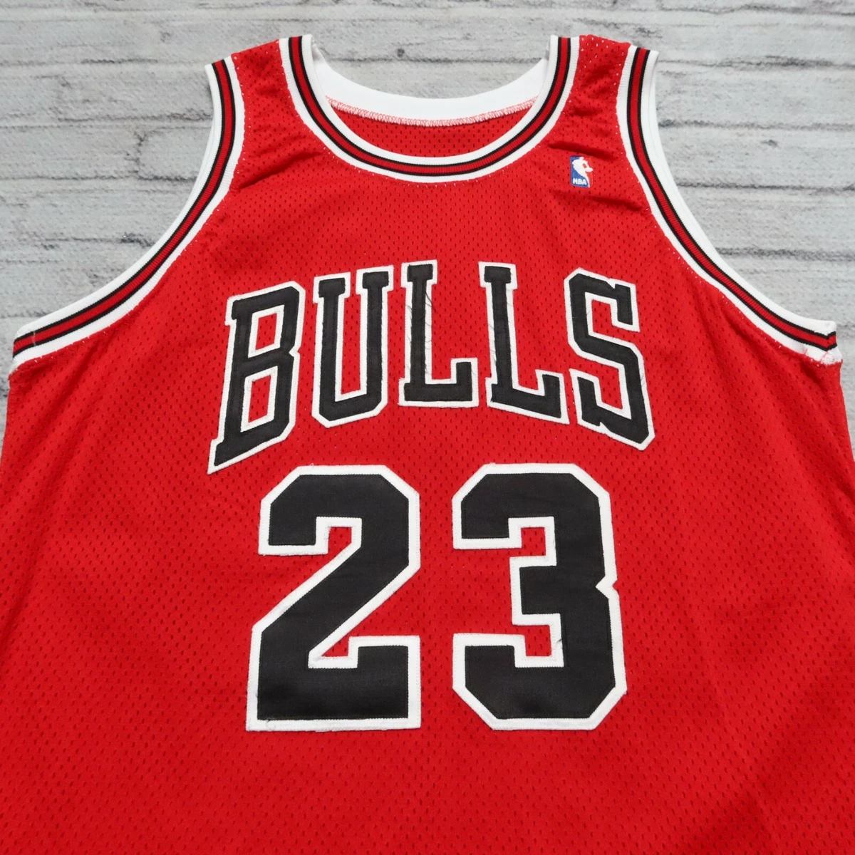 Vintage 90s Chicago Bulls Michael Jordan Basketball Jersey