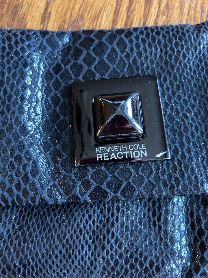 Kenneth Cole черный змеиной кожи выбитый застежки наплечная сумка сумочка - Изображение 3 из 4