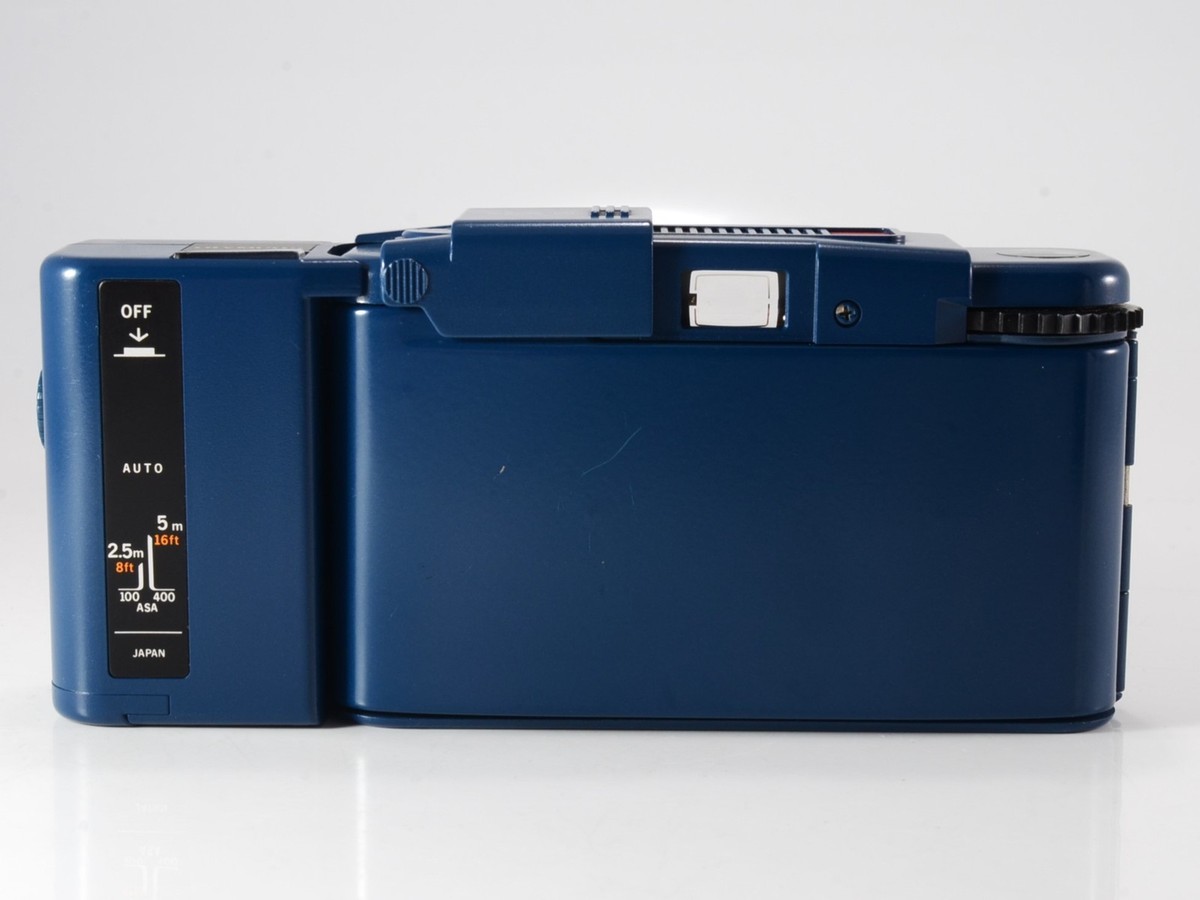 OLYMPUS XA 2 Dズイコー35mm F3.5搭載 OLYMPUS XA2 Blue 35mm Film Camera D.Zuiko F3.5 A11 Serviced w/Case