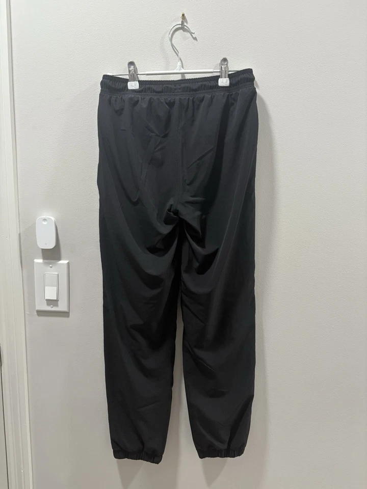 Pantalones de chándal forrados atléticos negros para niñas talla 12 Athleta Foto 2 de 2