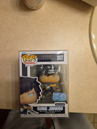 Solo Leveling Sung Jinwoo (Upgrade) Funko Pop! #2037 EXCLUSIVE 9500 PCS